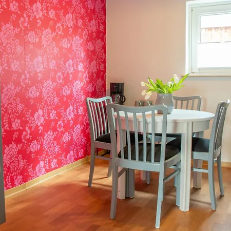 Apartment Schoene Im Herzen Von Mit Eigenem Eingang Itzehoe