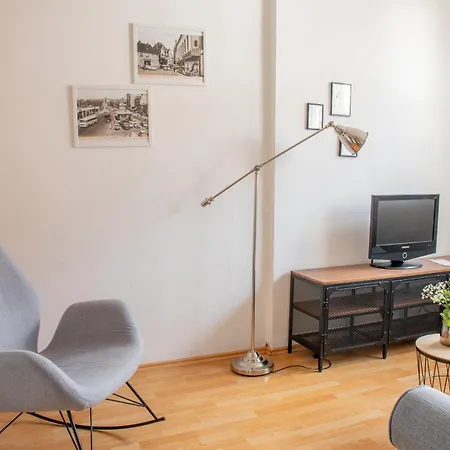 Im Herzen Von Mit Eigenem Eingang Apartment