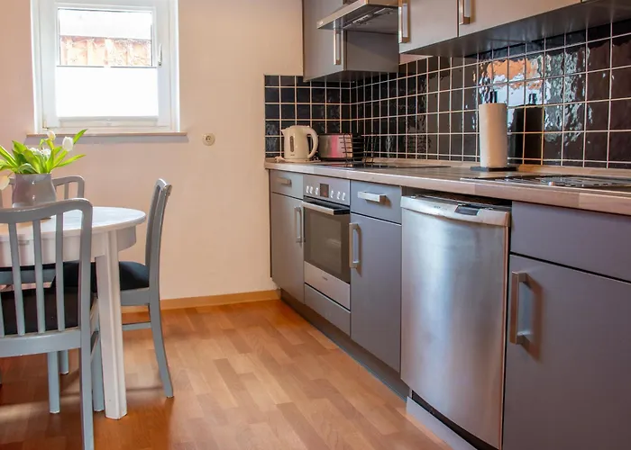 Im Herzen Von Mit Eigenem Eingang Apartamento