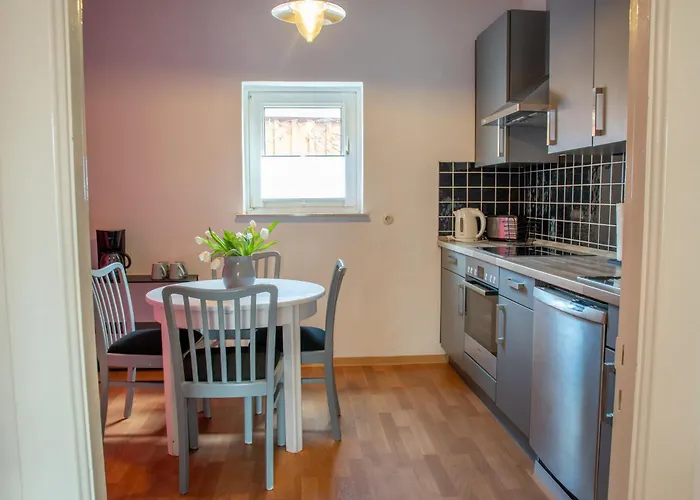 Im Herzen Von Mit Eigenem Eingang Apartamento *