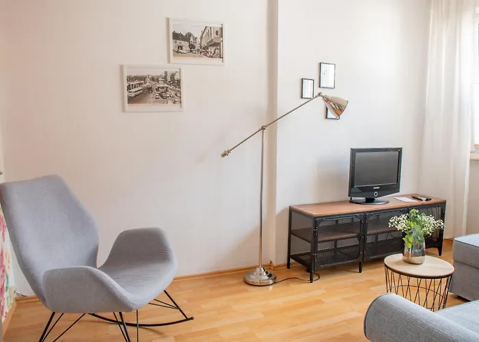 Im Herzen Von Mit Eigenem Eingang Apartamento