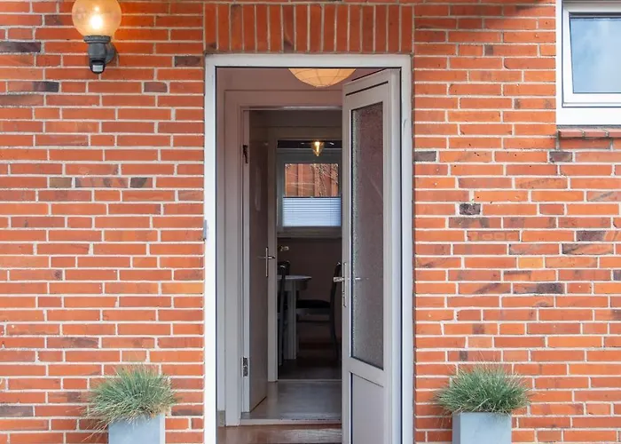 Apartamento Im Herzen Von Mit Eigenem Eingang Itzehoe