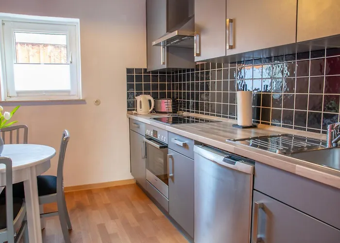 Im Herzen Von Mit Eigenem Eingang * Itzehoe