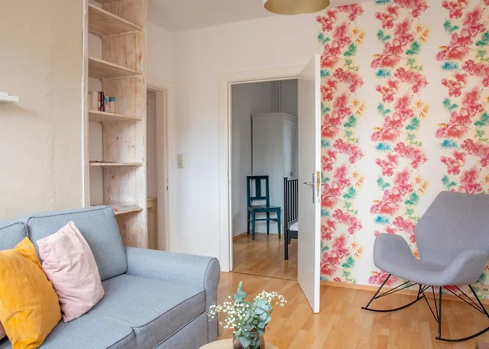 Im Herzen Von Mit Eigenem Eingang Apartamento